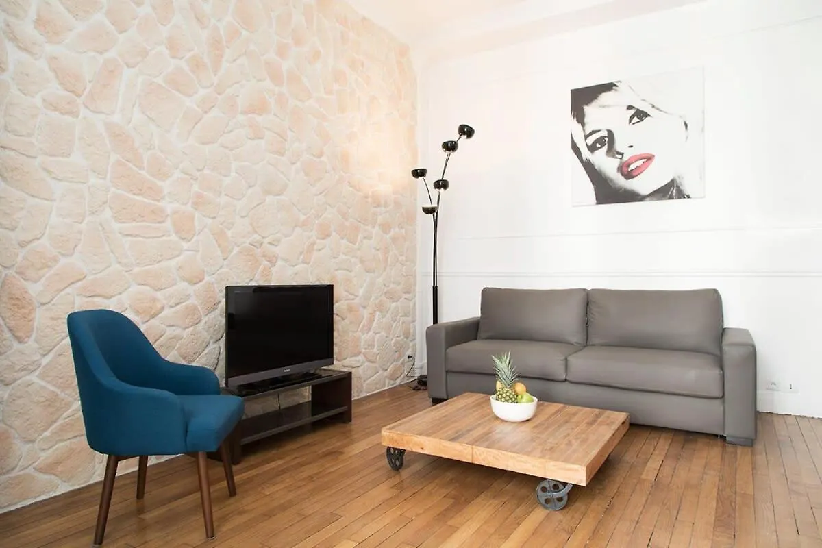 Daire Quartier Montorgueil & Near Le Marais - Cityapartmentstay *